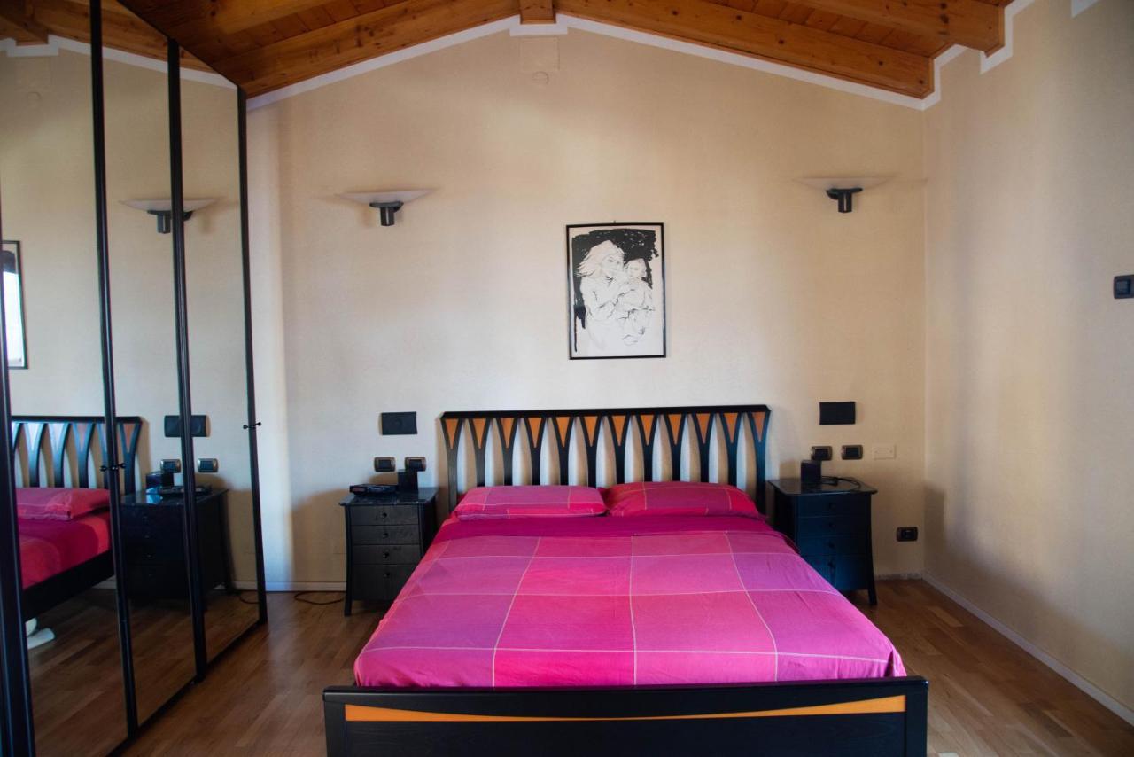 Guesthouse "Villa Tamas" Limone sul Garda Bagian luar foto